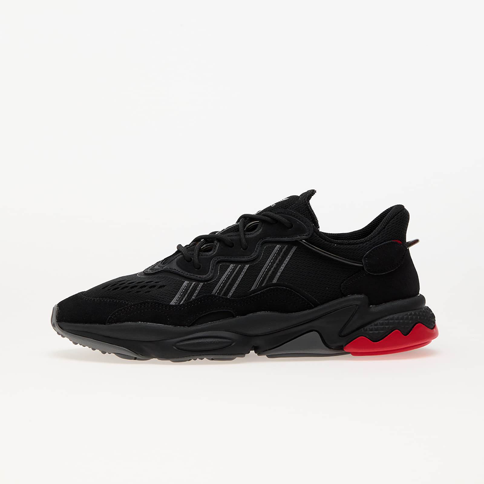 Sneakers og sko til mænd adidas Ozweego Core Black/ Grey Five/ Better Scarlet