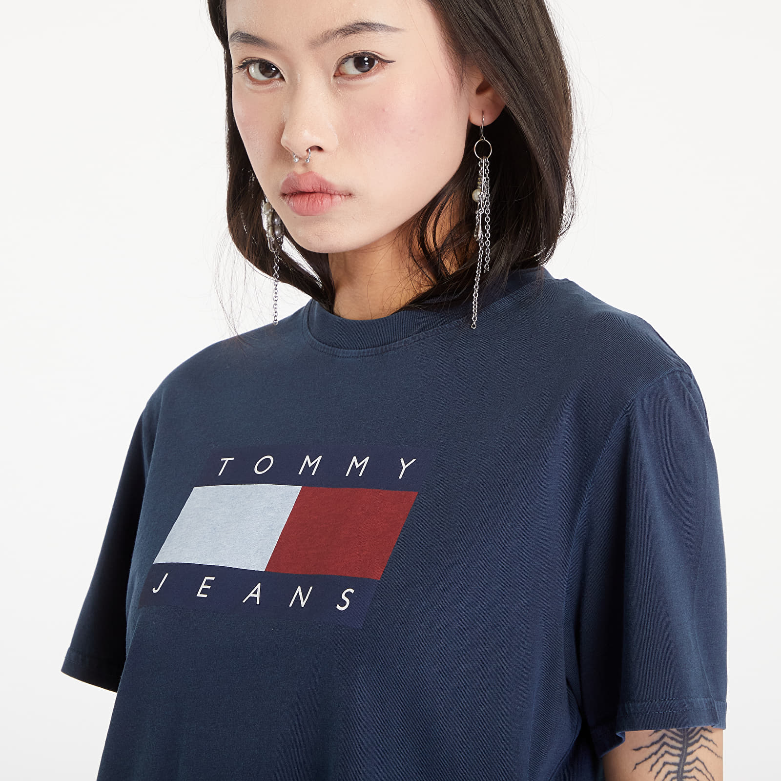 Women's T-shirts Tommy Jeans Flag Badge Boxy Fit T-Shirt Dark Night Navy