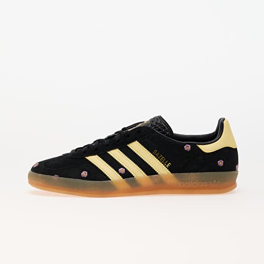 black gazelle adidas women's