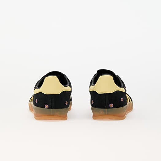 adidas Gazelle Indoor W Core Black/ Almost Yellow/ Silver Dawn | Queens