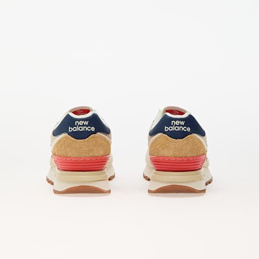 Baskets et chaussures pour hommes New Balance 574 Beige Navy blue Queens