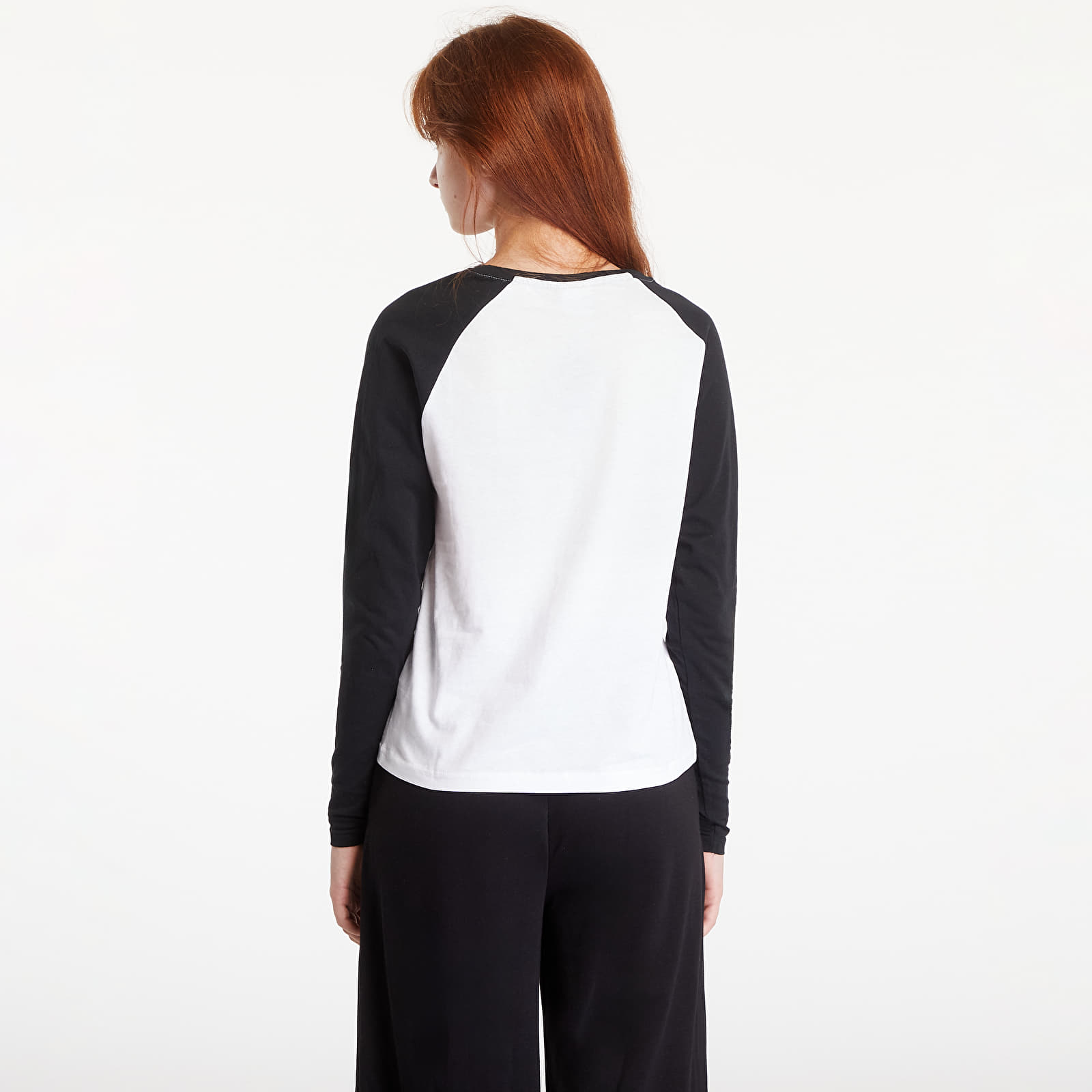 Camisetas Urban Classics Ladies Contrast Raglan Longsleeve White / Black