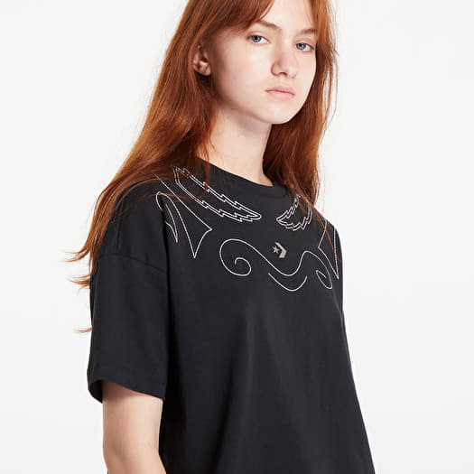 Magliette da donna Converse Proud To Be Oversized Cropped T Shirt Converse Black Queens