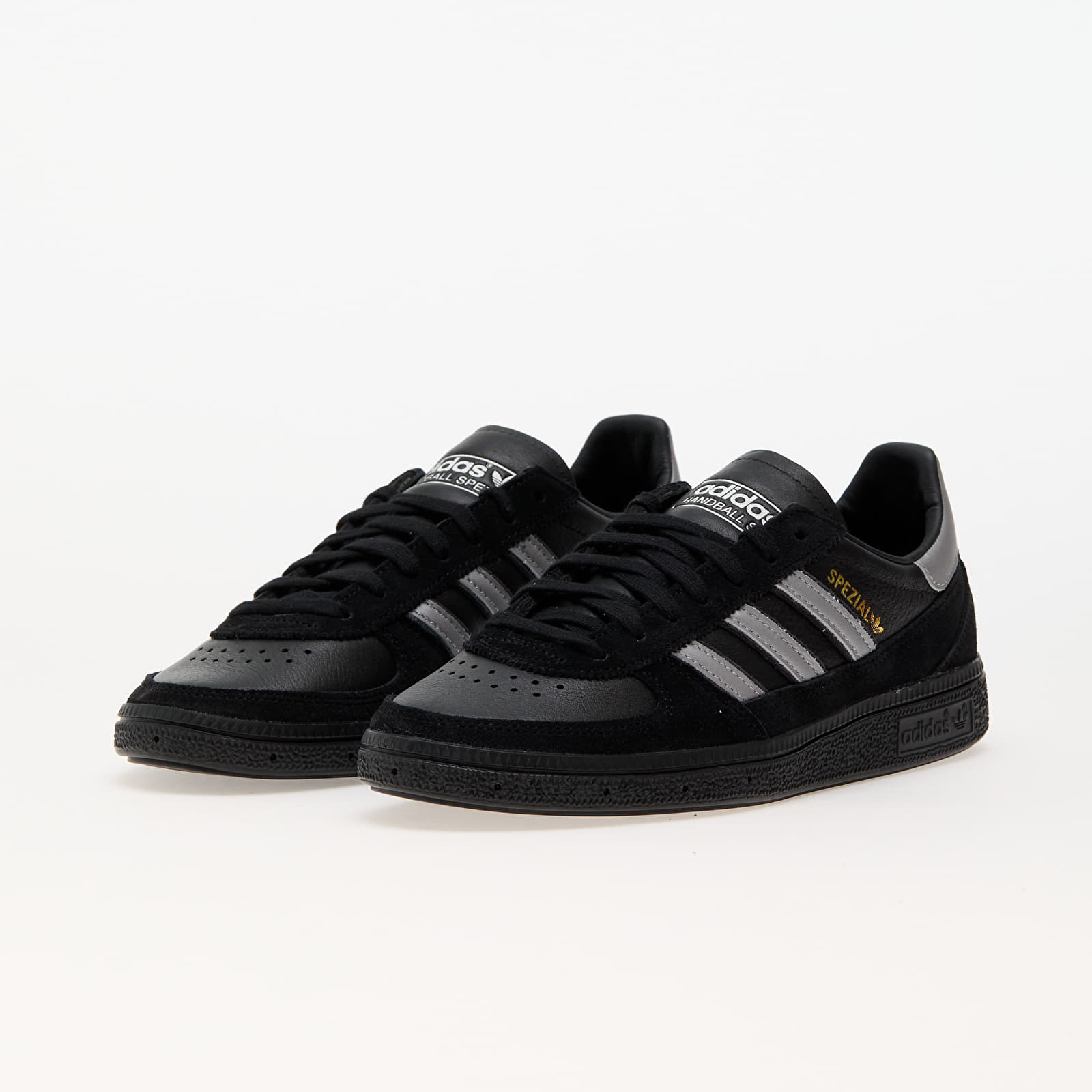 Men's sneakers and shoes adidas Handball Spezial Wm Core Black/ Silver Metallic/ Carbon
