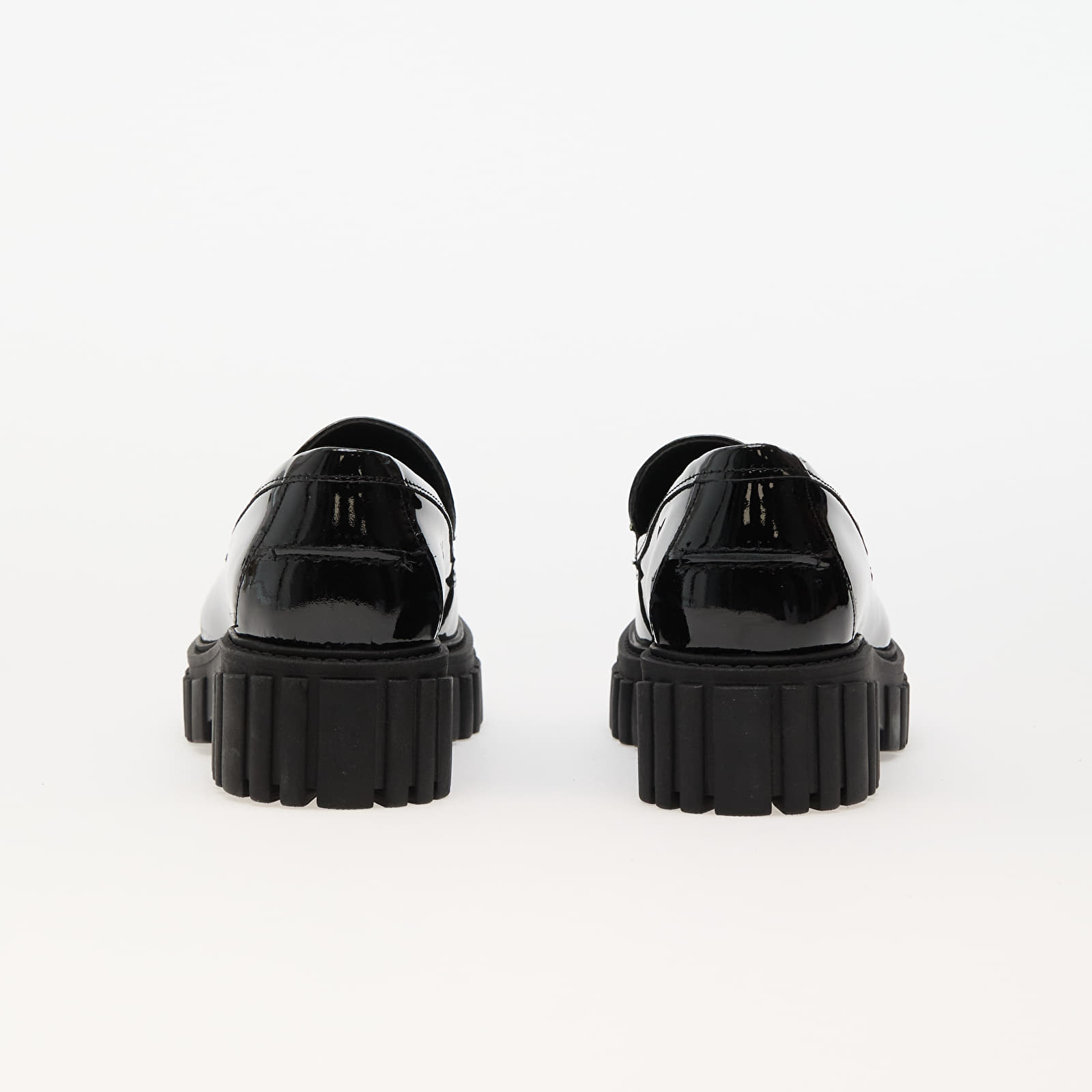Schoenen Clarks Page Loafer Black Pat