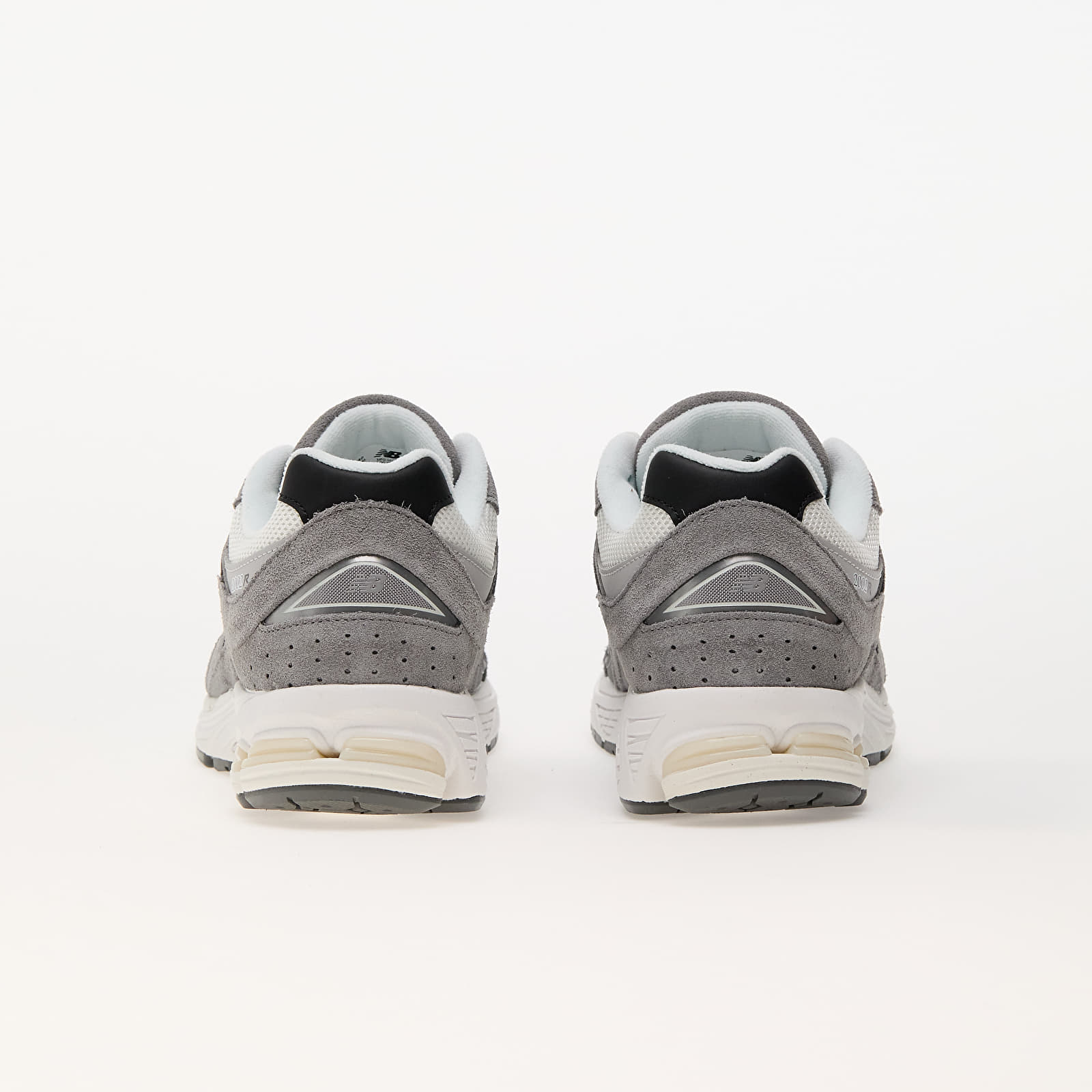 Чоловіче взуття New Balance 2002R Grey