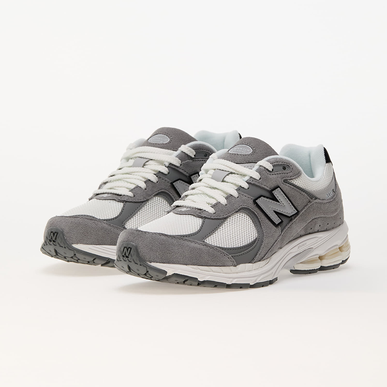 Чоловіче взуття New Balance 2002R Grey