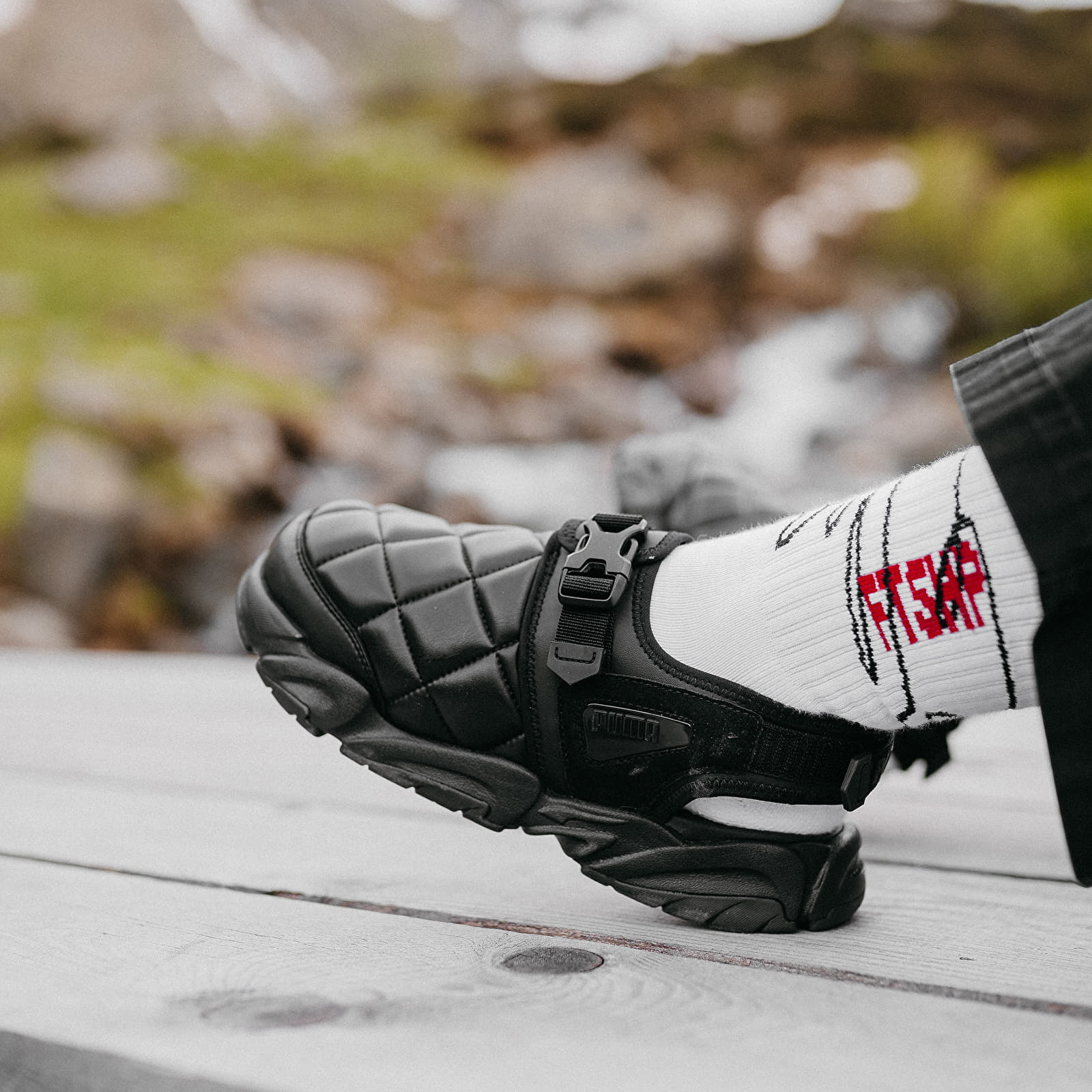 Meeste tossud ja kingad Puma x Pleasures Ts-01 Quilt S Black