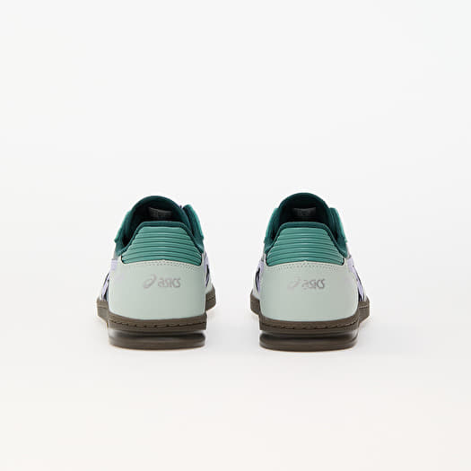 Asics lightweight trainers online