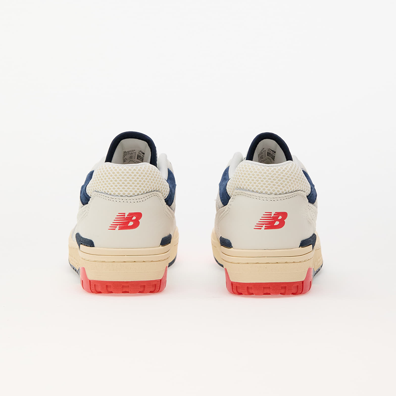 Men's sneakers and shoes New Balance 550 White
