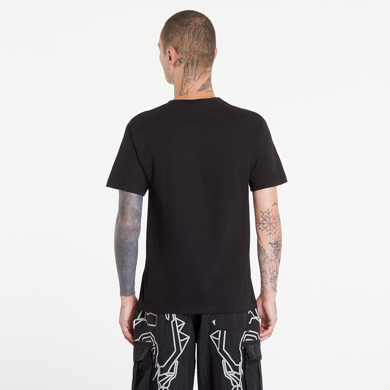 Чоловічі футболки PLEASURES x Evangelion Lilith T-Shirt Black