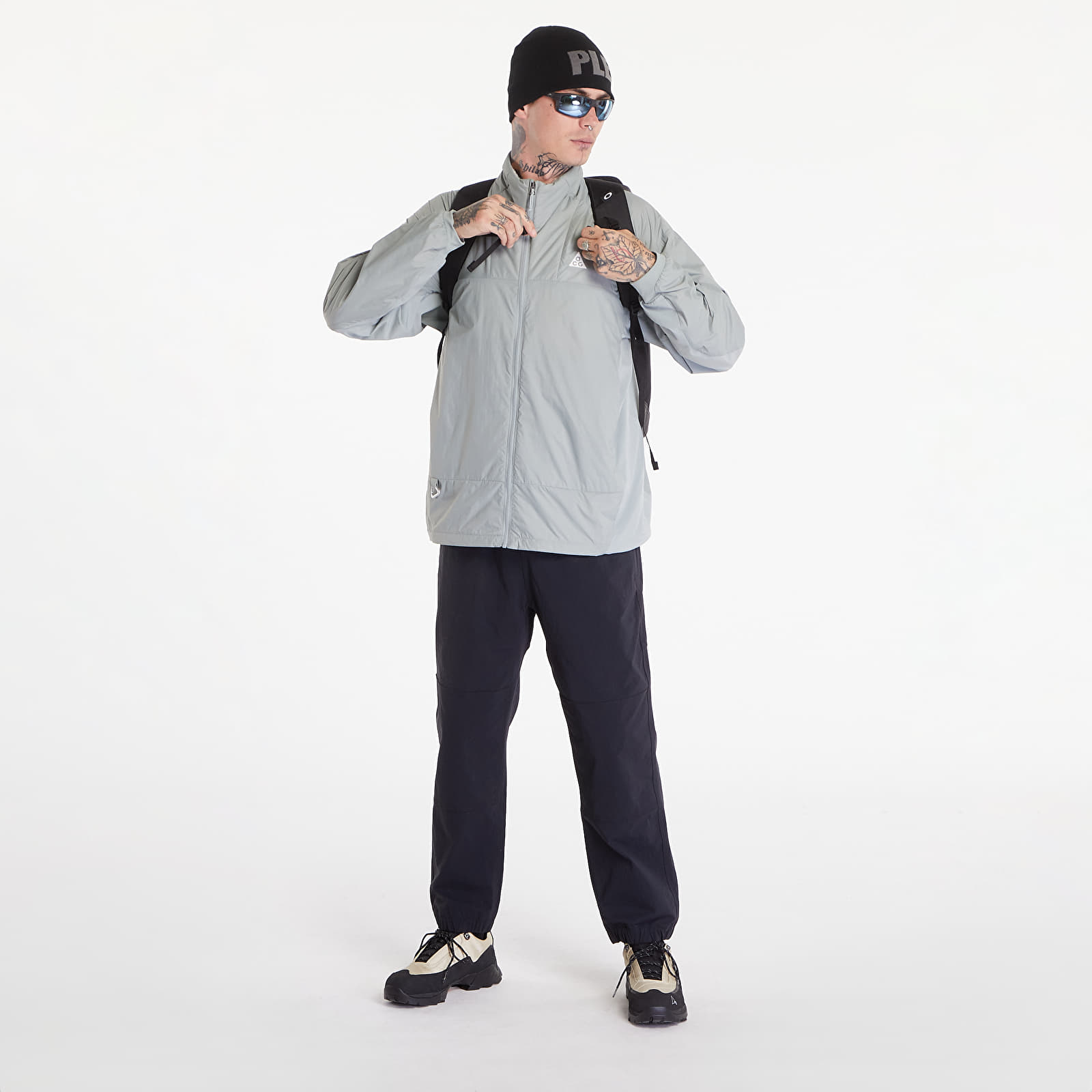 Куртки Nike ACG "Sierra Light" Jacket Mica Green/ Light Silver/ Summit White