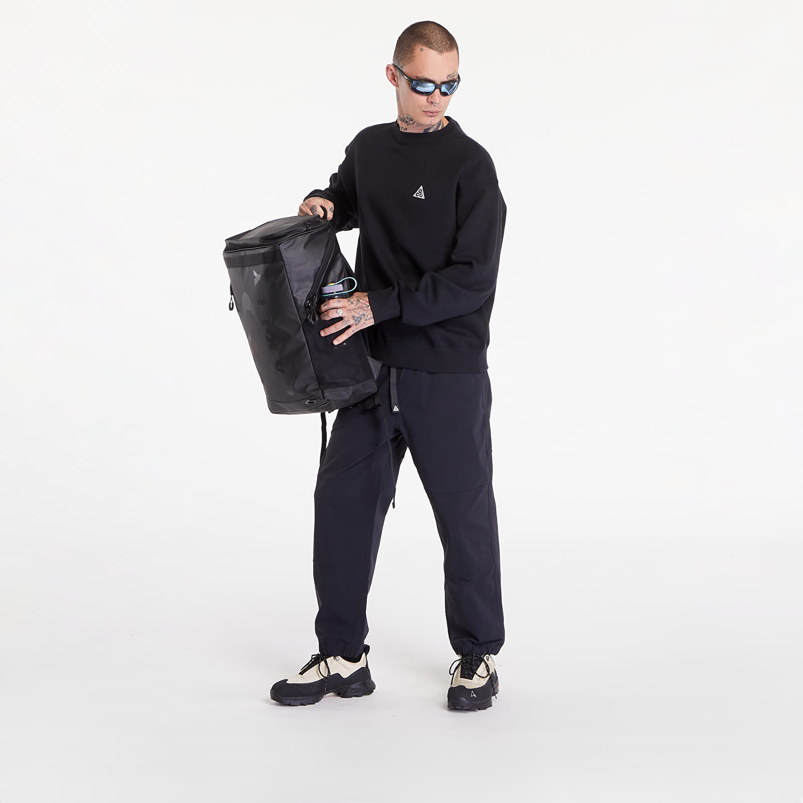 Sweaters Nike ACG Therma-FIT Fleece Crew Black/ Black/ Summit White