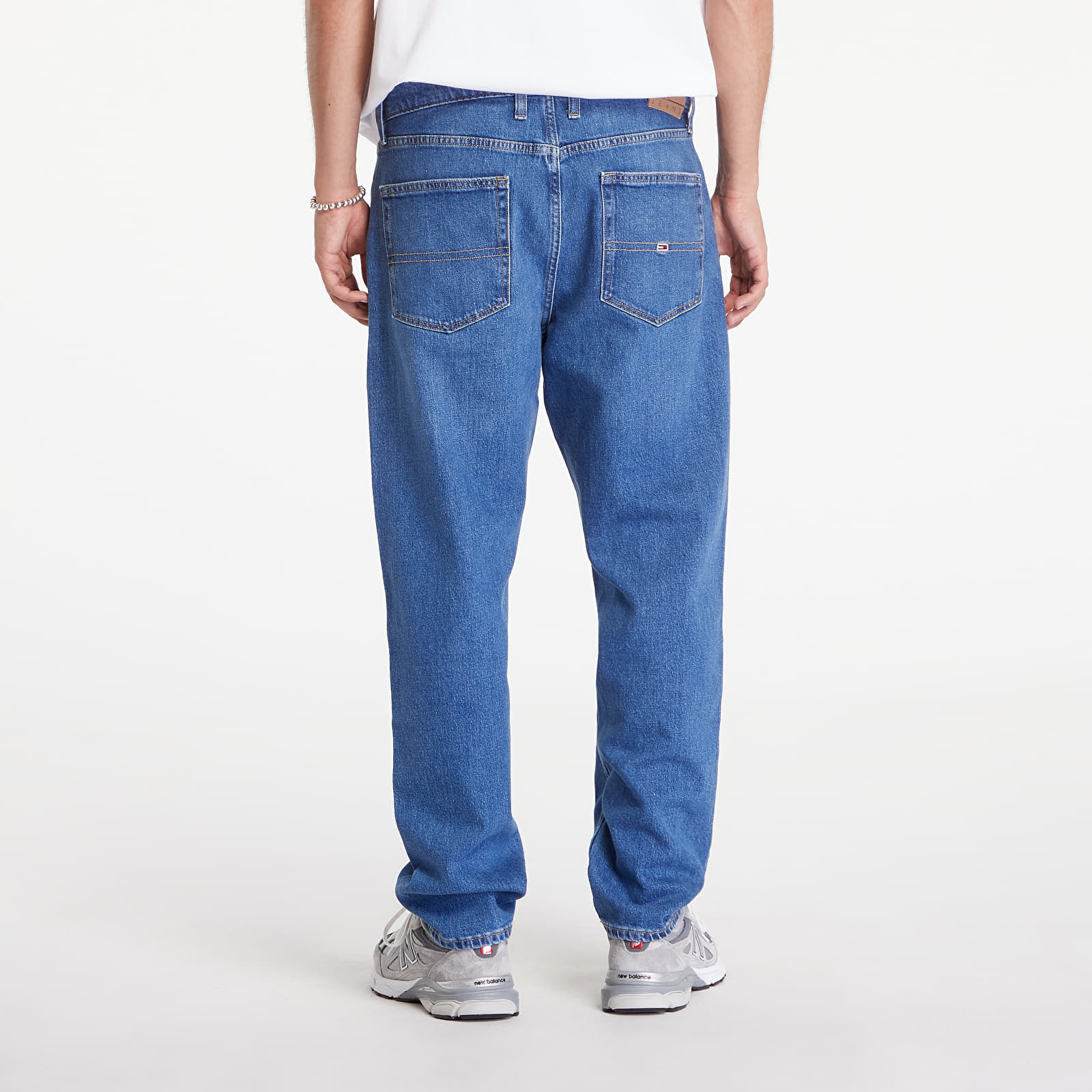 Jeans for menn Tommy Jeans Dad Regular Tapered Jeans Denim Medium