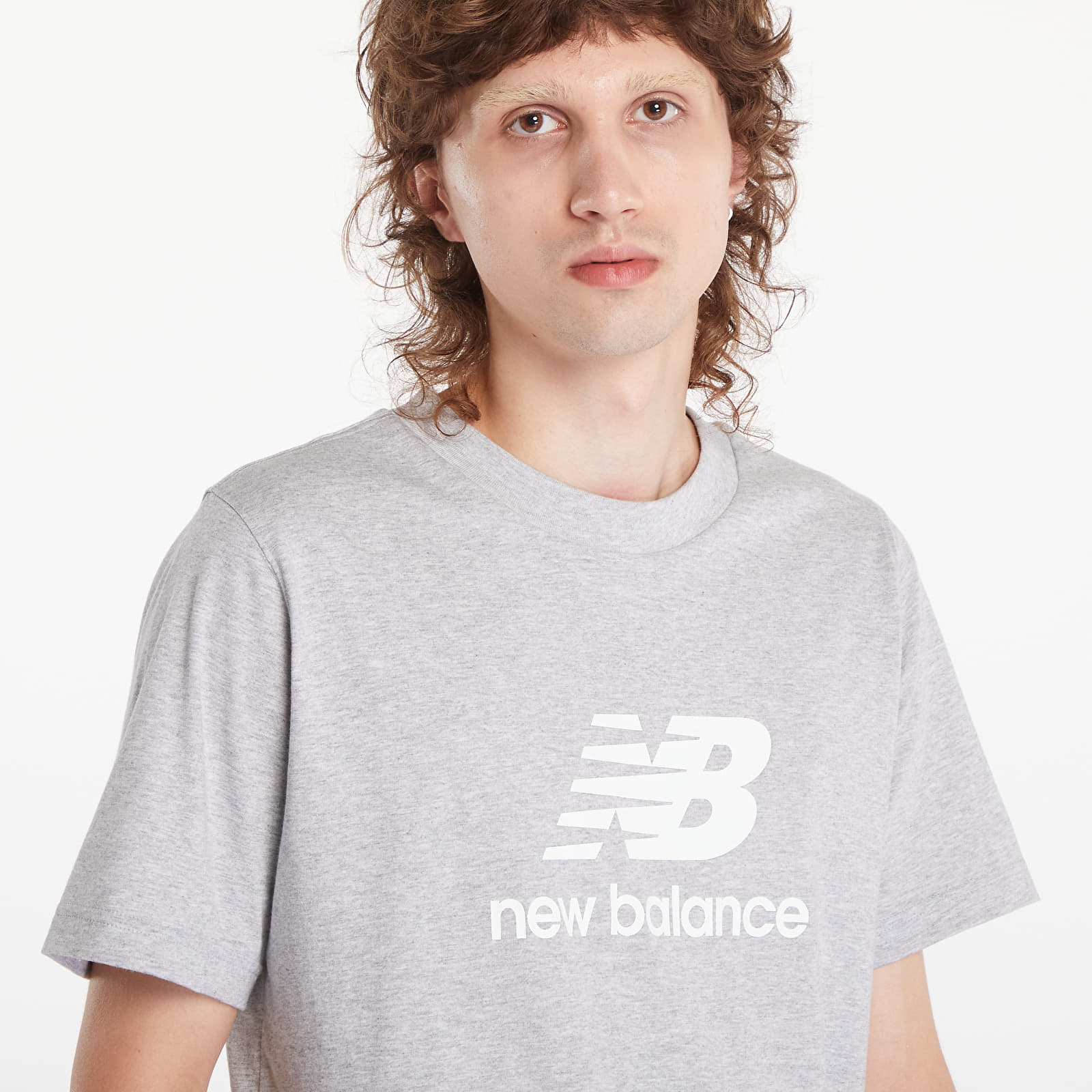 T-Shirts Männer New Balance Sport Essentials Logo T-Shirt Athletic Grey