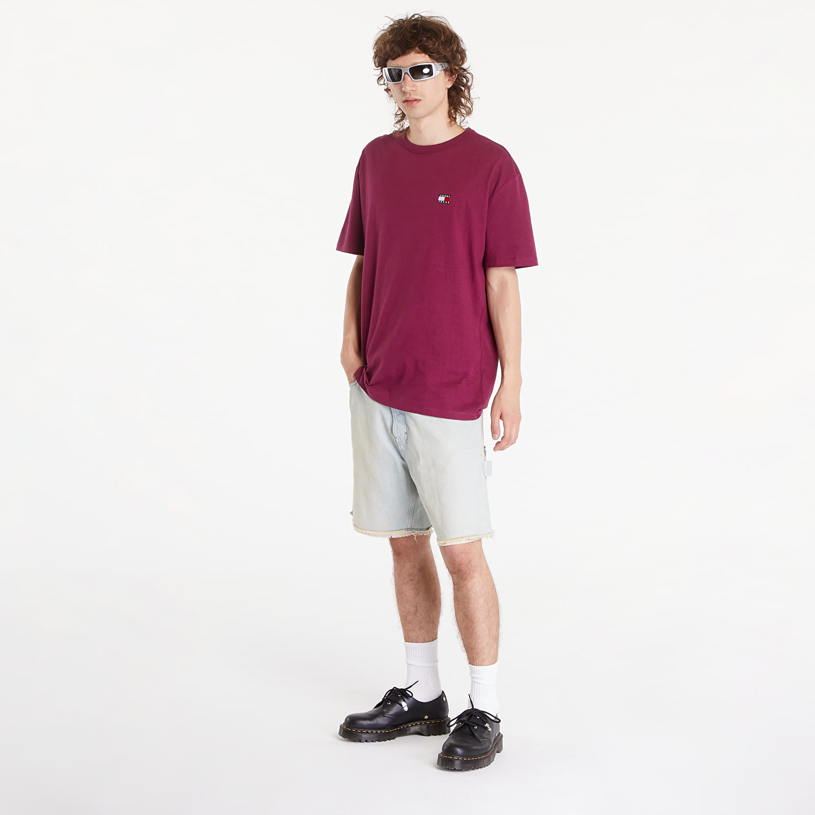 Men's T-shirts Tommy Jeans Regular Badge Tee Valley Grape