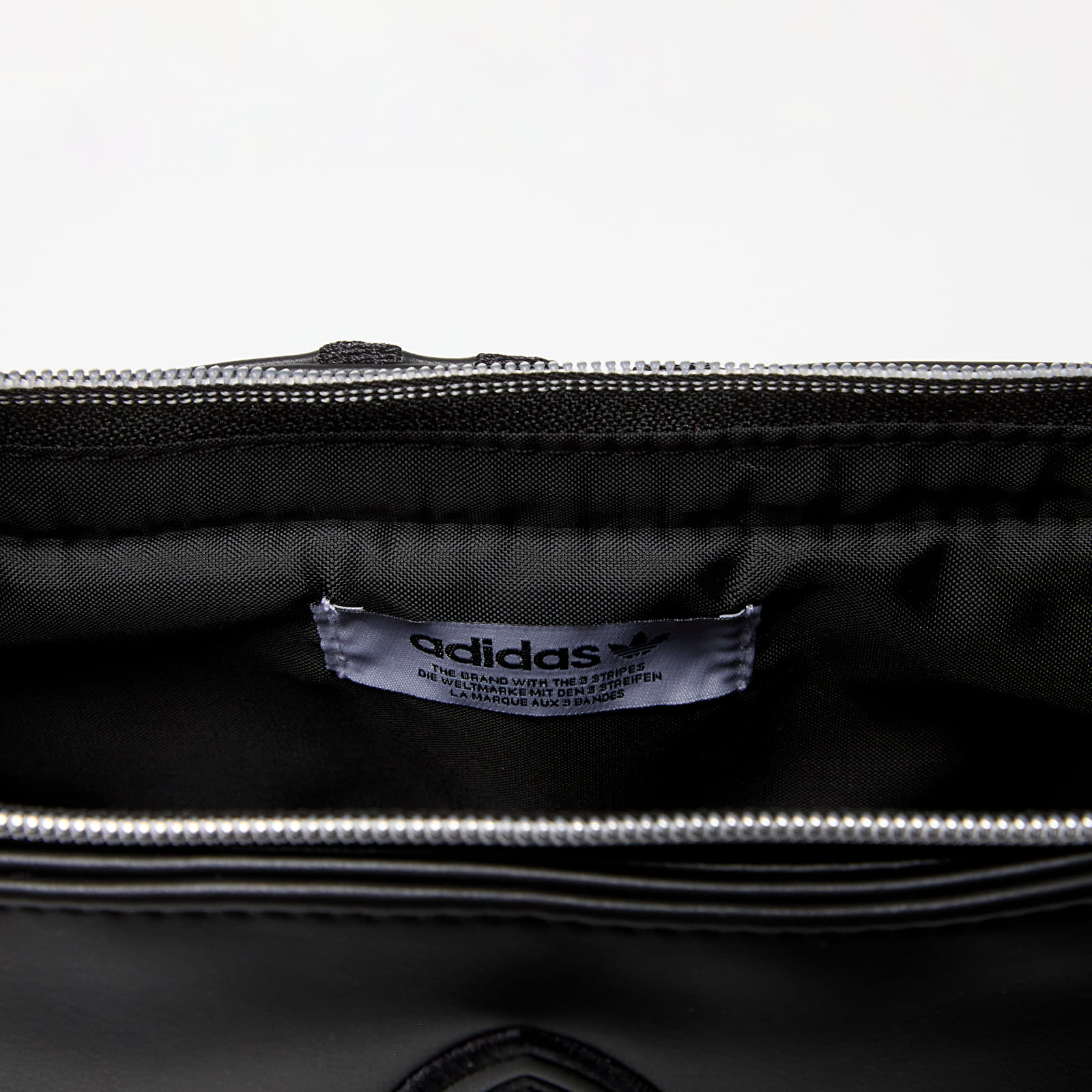 Kotid ja seljakotid - meeste aksessuaarid adidas Shoulderbag Black