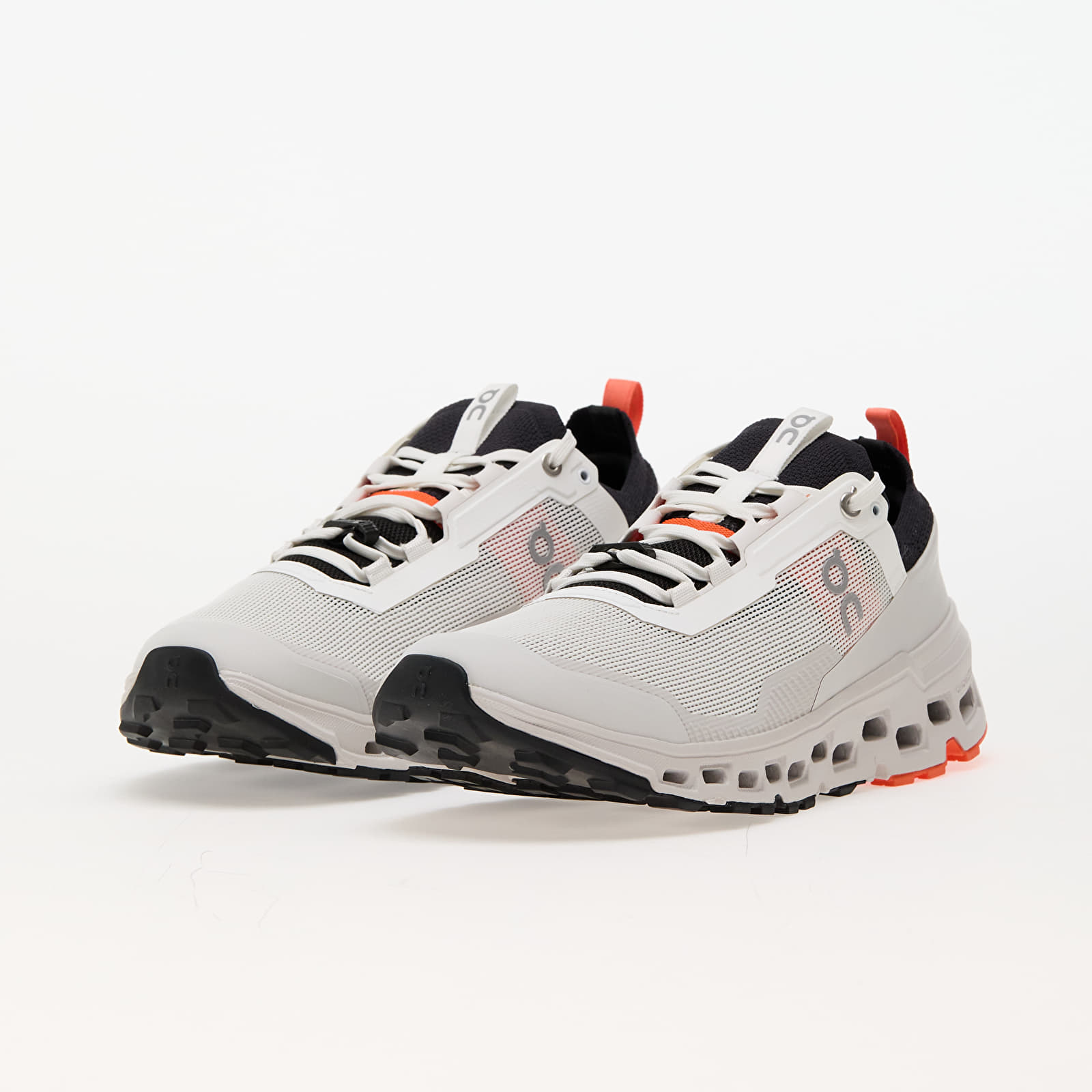 Men's sneakers and shoes On M Cloudultra 2 Wolf/ White