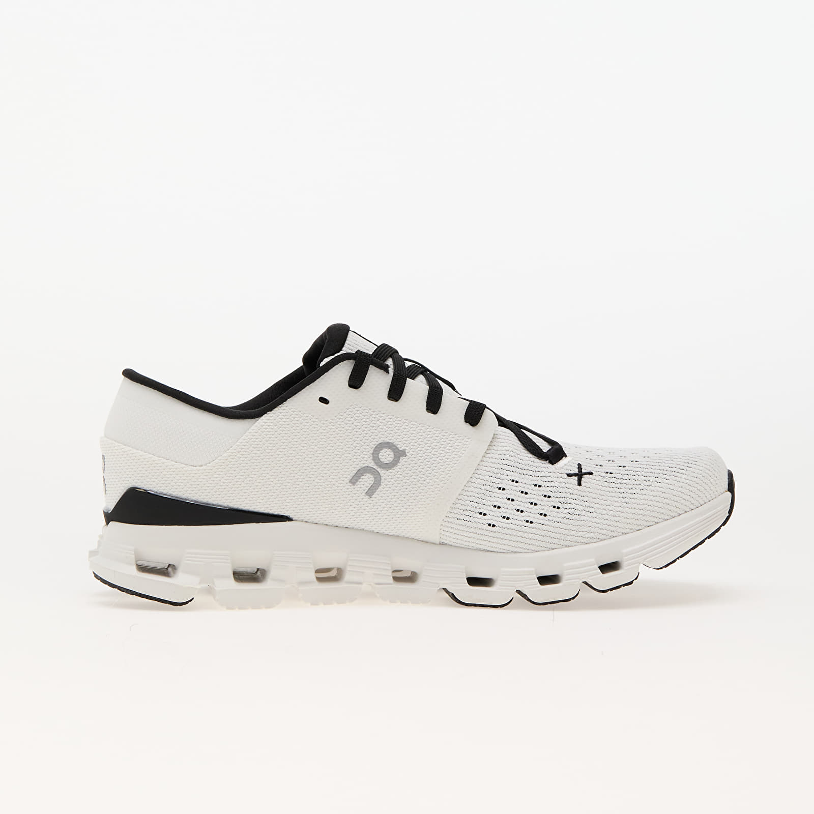 Women's sneakers and shoes On W Cloud X 4 Ivory/ Black