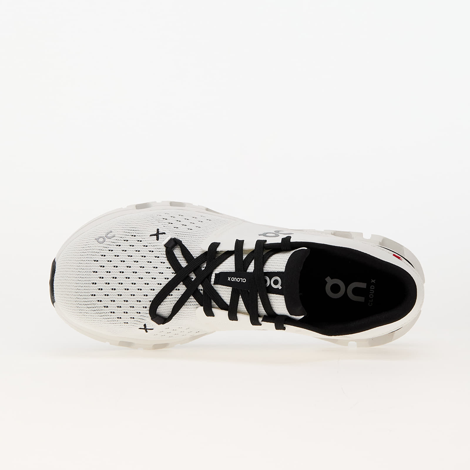 Women's sneakers and shoes On W Cloud X 4 Ivory/ Black