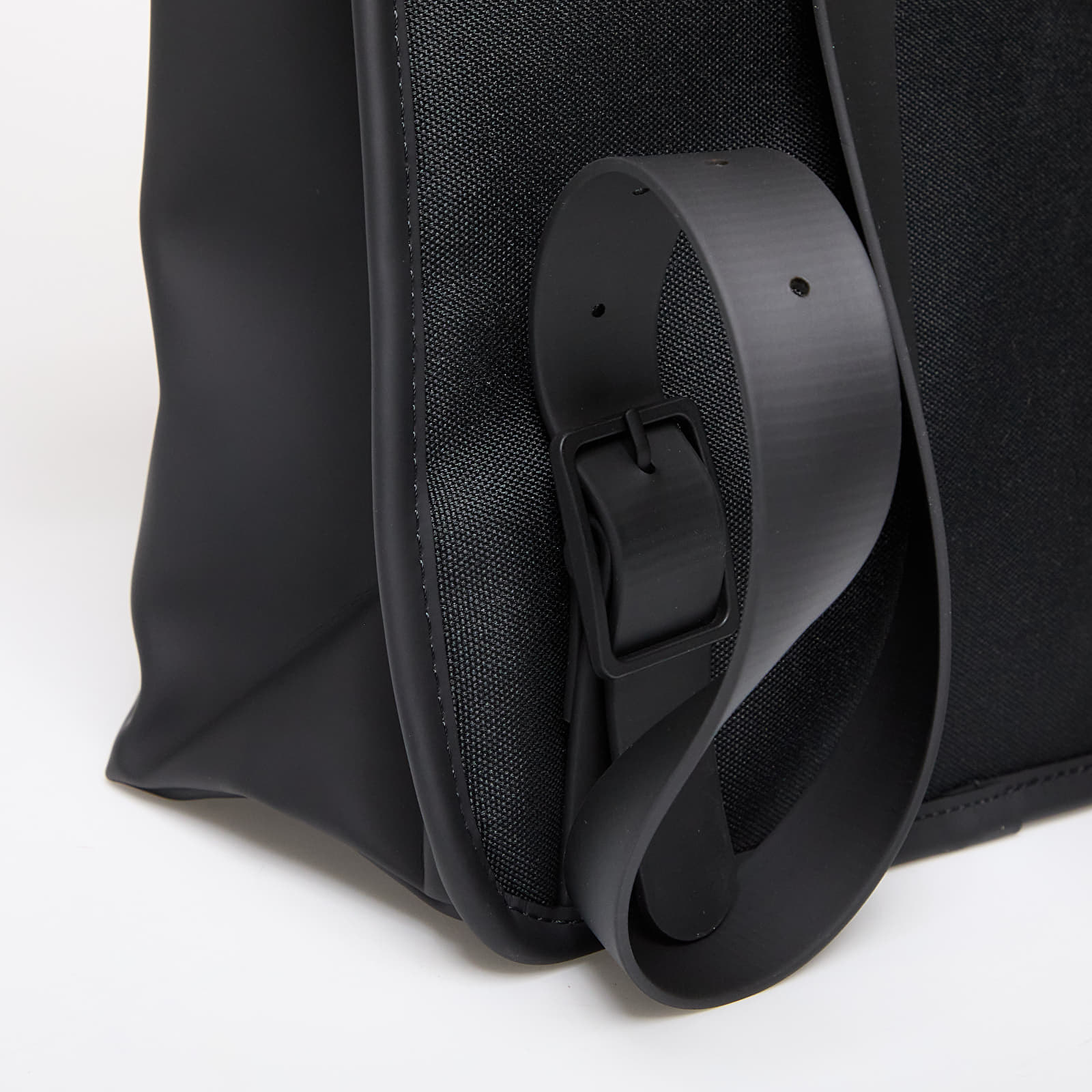 Rucksäcke Rains Shield Rucksack W3 Black