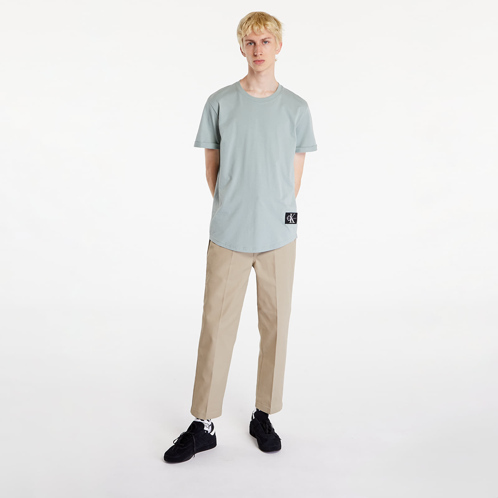 Herren-T-Shirts Calvin Klein Jeans Badge Turn Up Short Sleeve T-Shirt Slate Gray