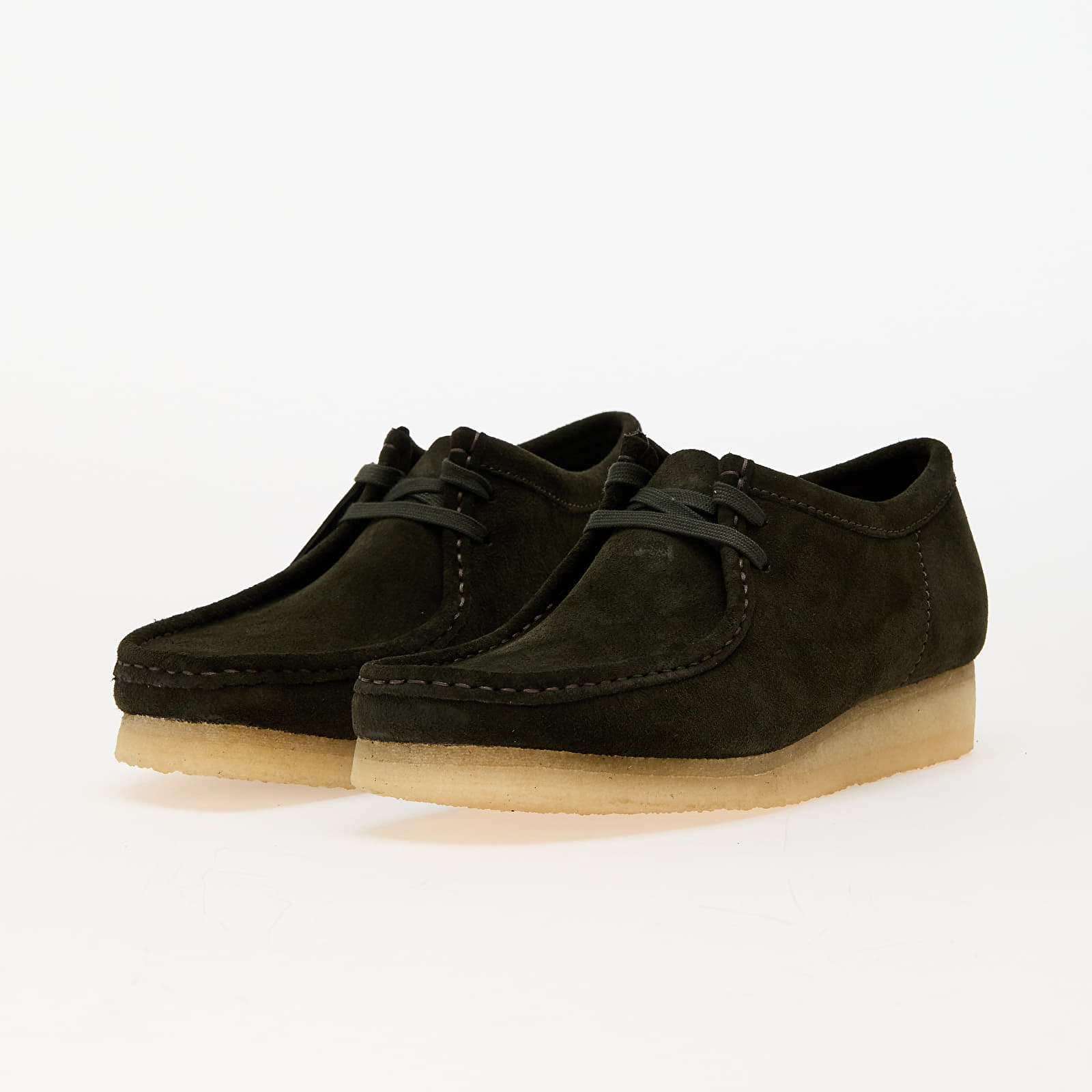 Men's sneakers and shoes Clarks Originals Wallabee Forest Green Sde