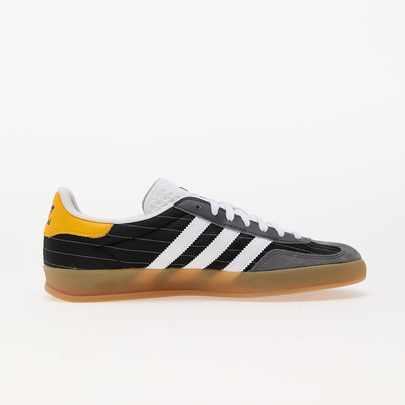 Men's sneakers and shoes adidas Gazelle Indoor Core Black/ Ftw White/ Gum