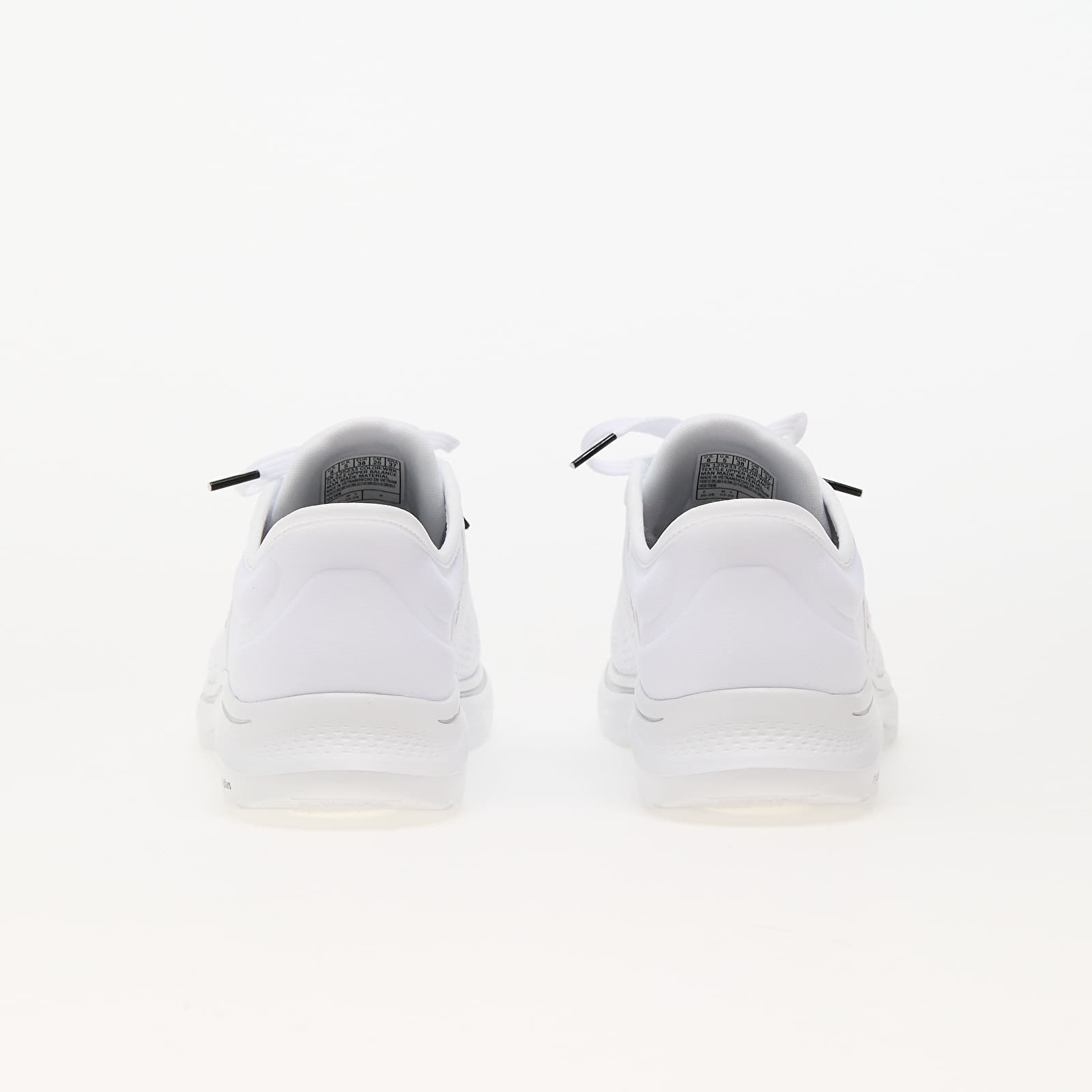 Skor Skechers Go Walk 7 - Valin White/ Black