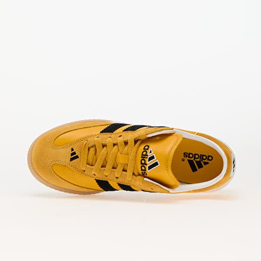 Black and yellow samba shop