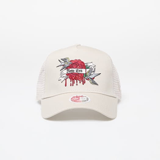 Czapka New Era Womens 9FORTY E-Frame Adjustable Trucker Cap Light Beige
