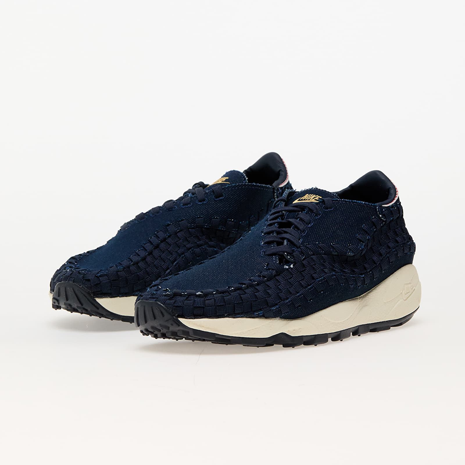 Sneakers og sko til kvinder Nike W Air Footscape Woven Denim/ Wheat Gold-Obsidian-Coconut Milk