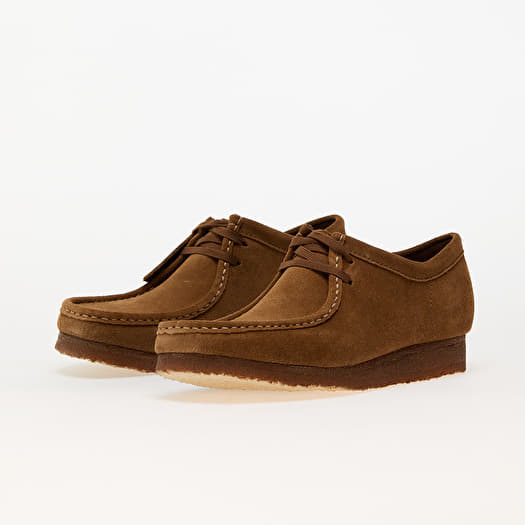 Clarks cola wallabee sale