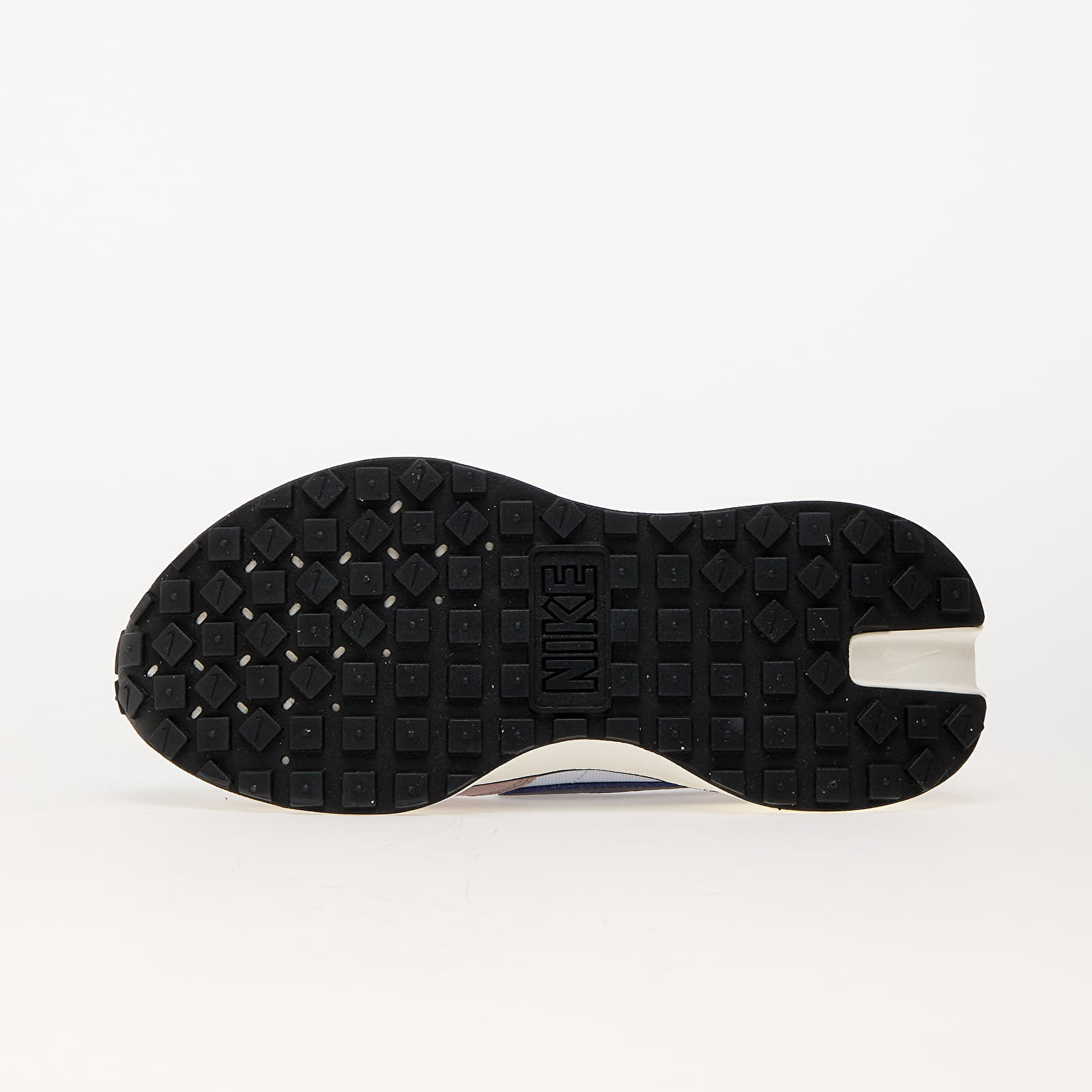 Obuwie Nike W Phoenix Waffle Football Grey/ Light Violet Ore/ Taupe Grey/ Dark Raisin