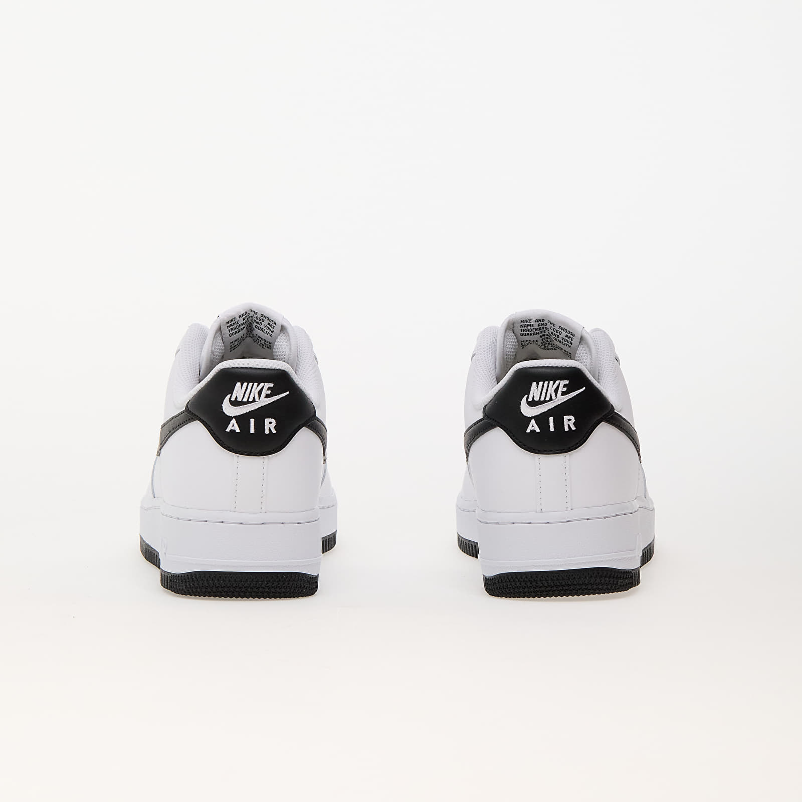 Męskie trampki i buty Nike Air Force 1 '07 White/ Black-White