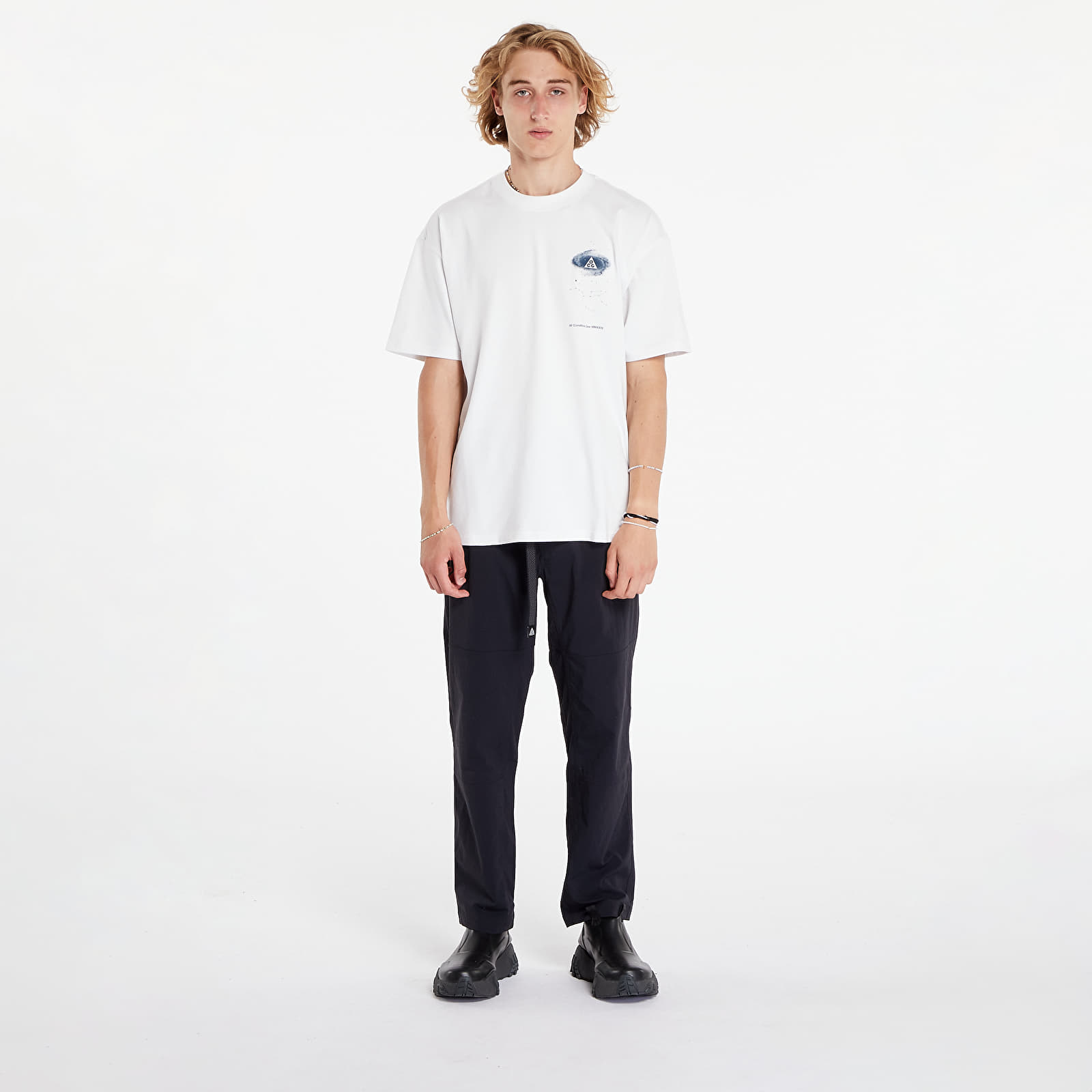 Camisetas hombre Nike ACG Men's Dri-FIT Galaxy T-Shirt  Summit White