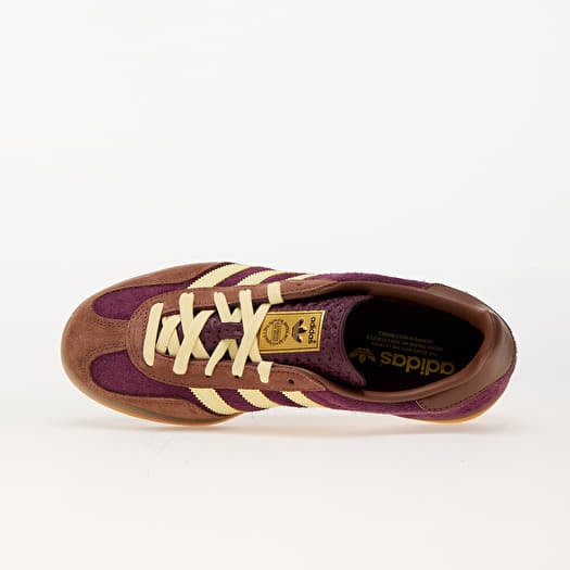 Baskets et chaussures pour hommes adidas Gazelle Indoor Maroon Almost Yellow Preloved Brown Queens