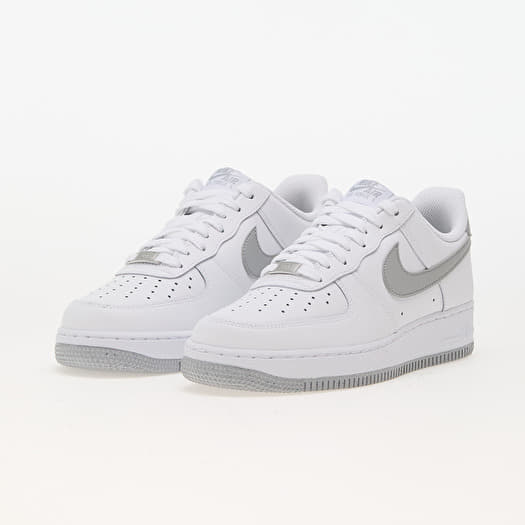 Nike Air Force 1 07