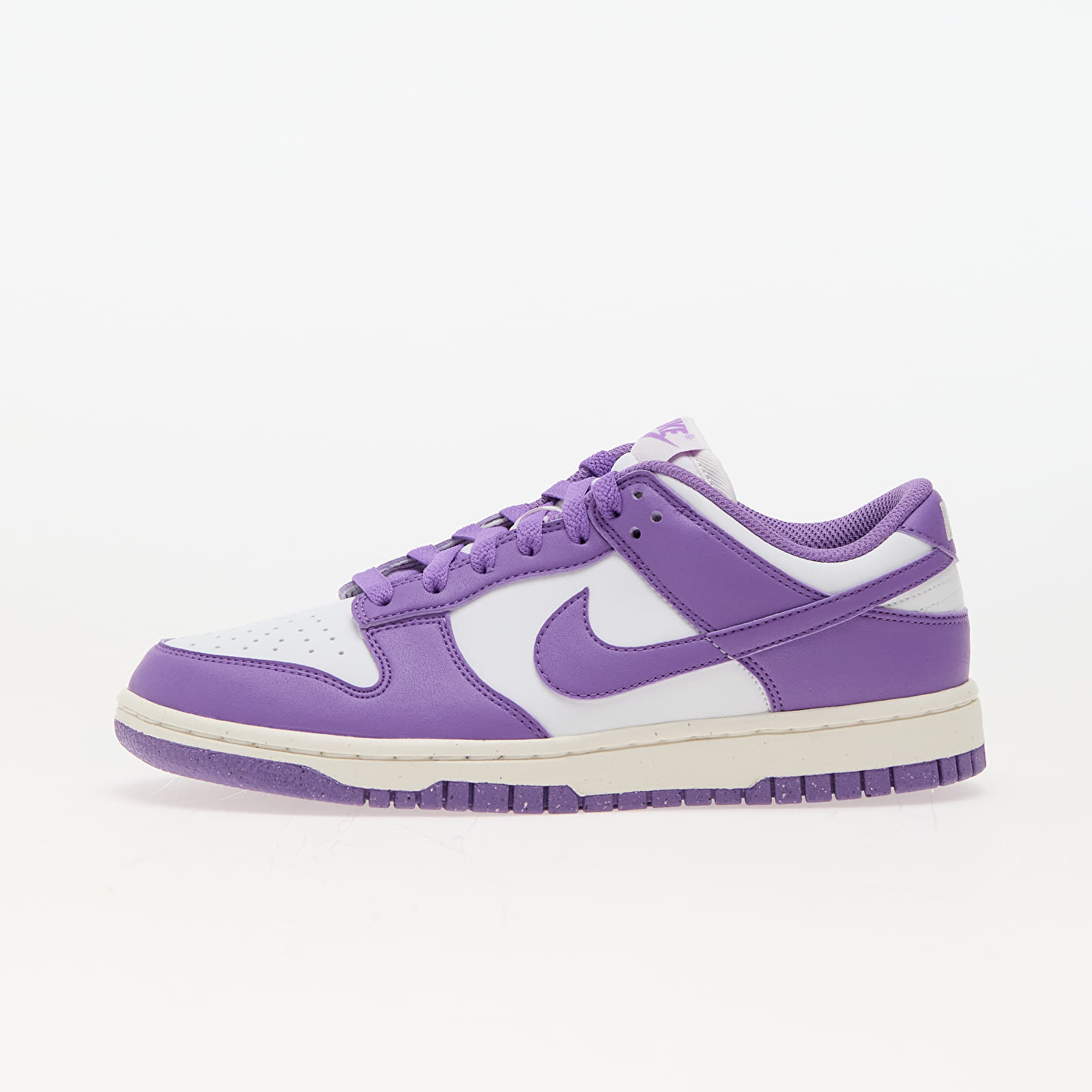 Women's sneakers and shoes Nike W Dunk Low Summit White/ Black Raspberry