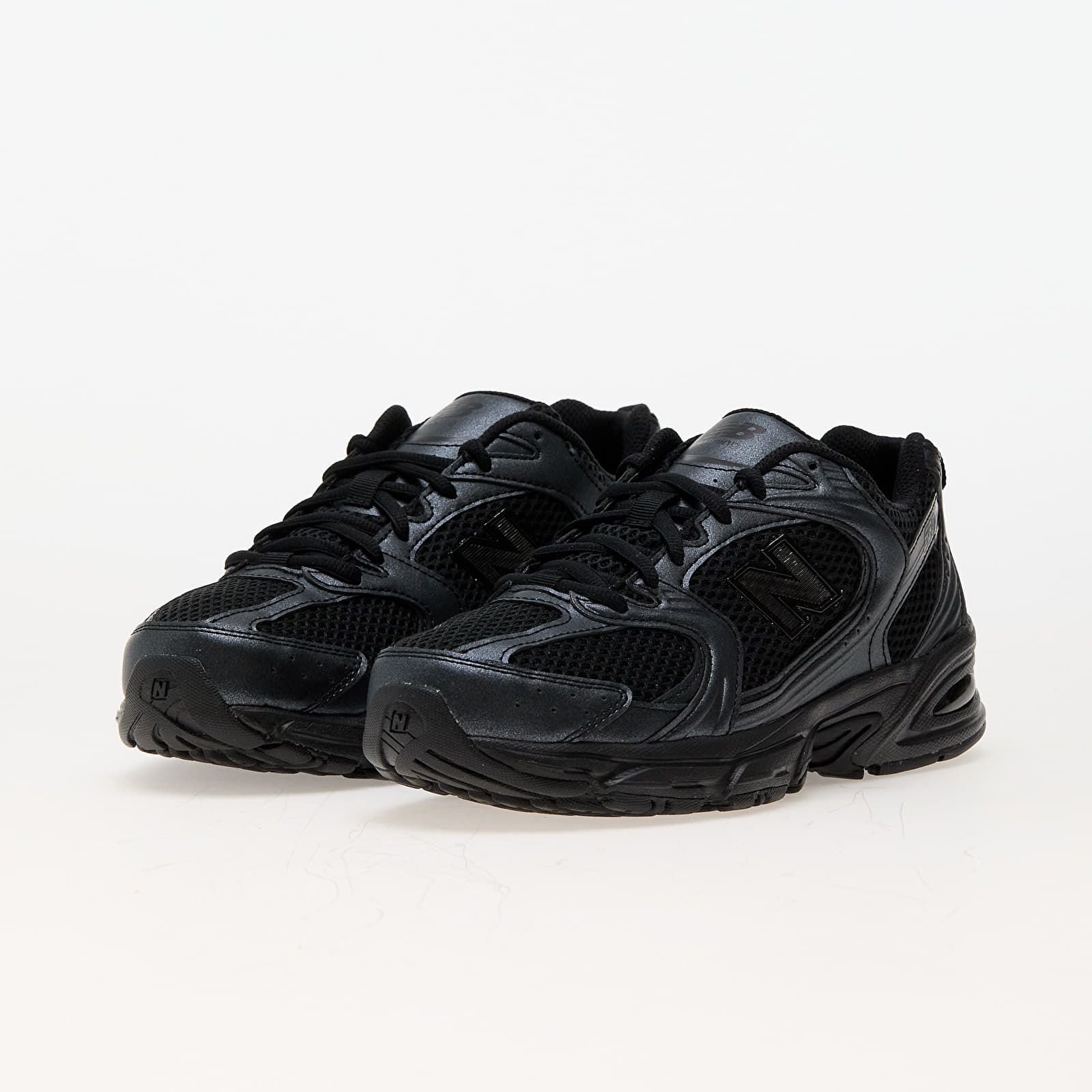 Men's sneakers and shoes New Balance 530 Black