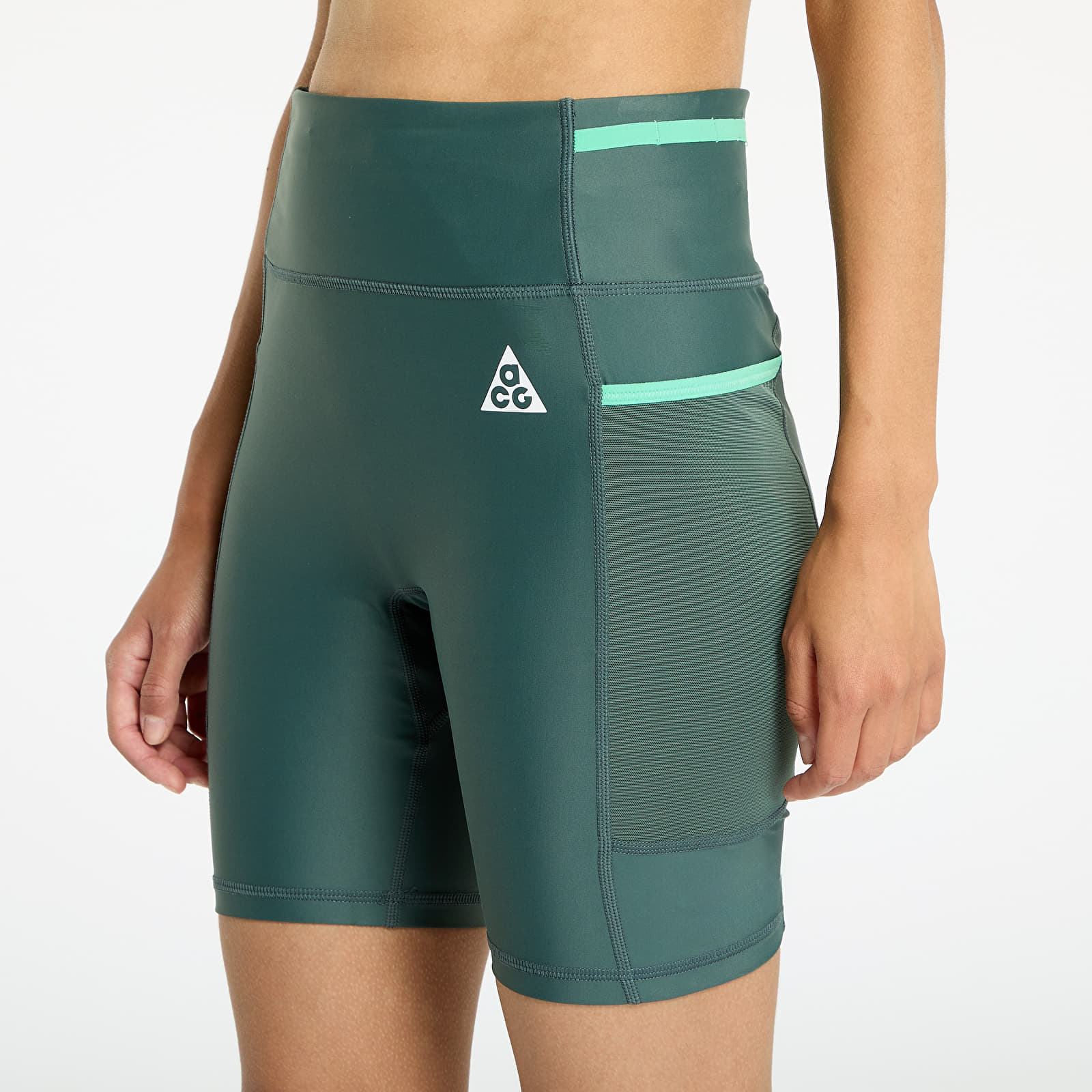Säärised Nike ACG "White Rapids" Women's Dri-FIT ADV High-Waisted 7-Inch Shorts Vintage Green/ Spring Green/ Summit White
