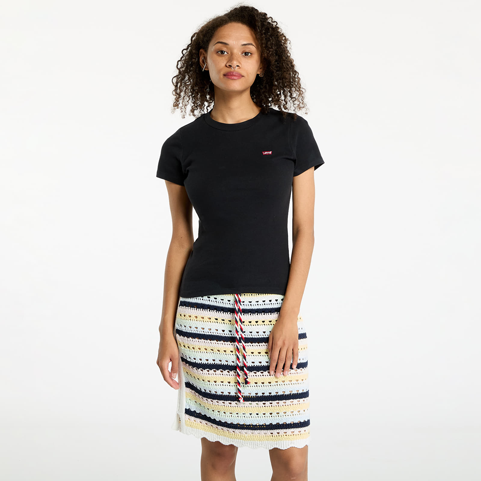 Camisetas Levi's® Essential Housemark Tee Black