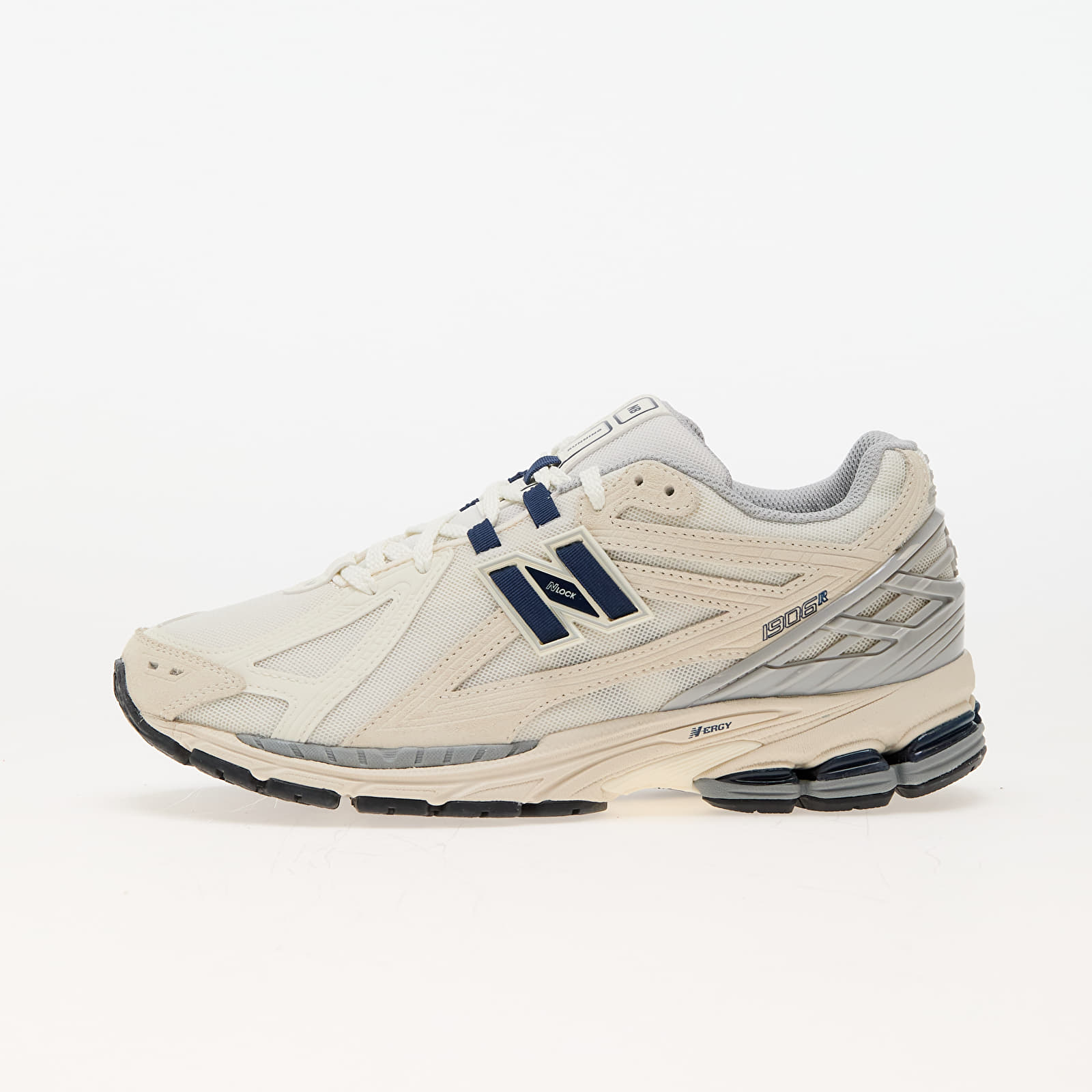 New balance 15 yp store