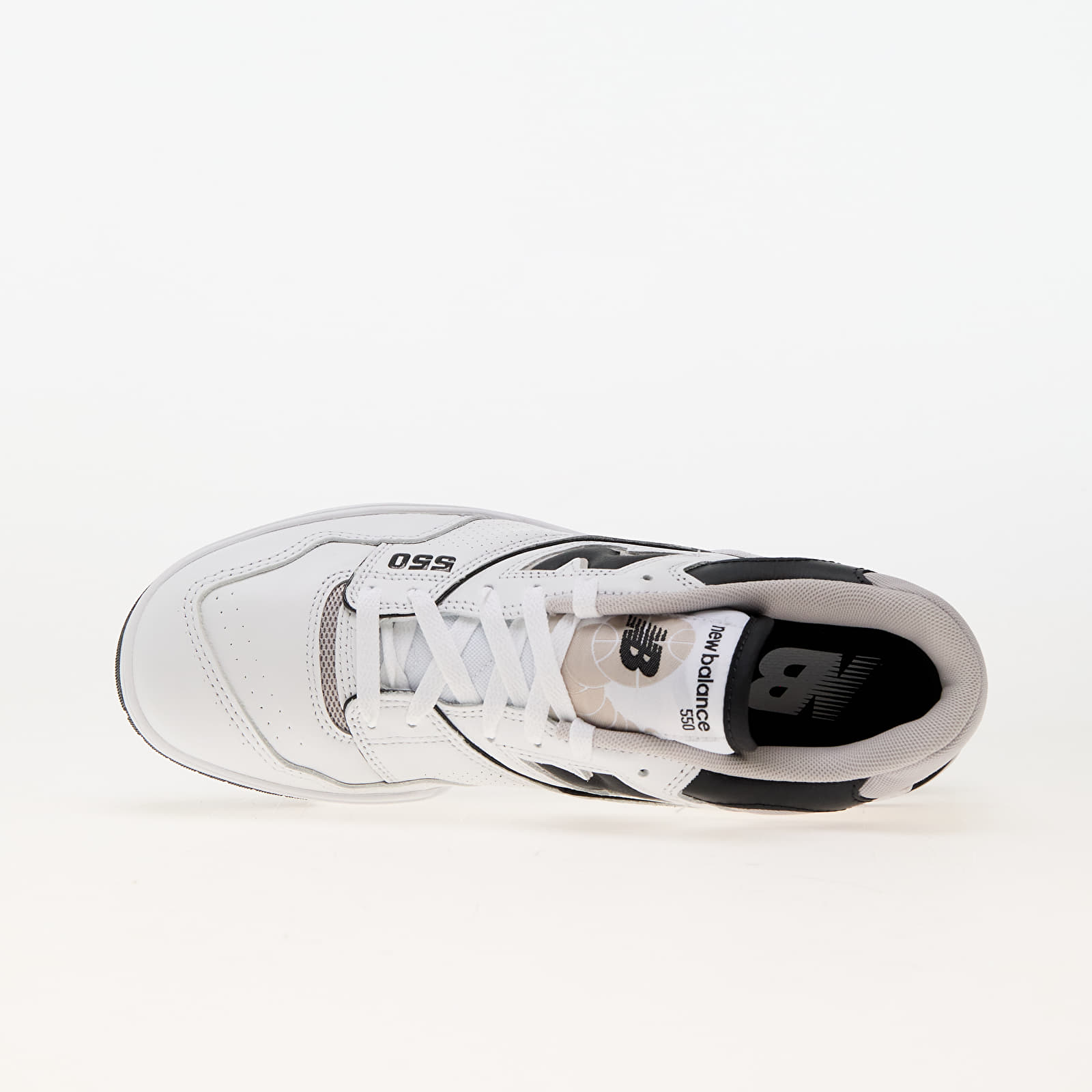 Adidași și pantofi pentru bărbați New Balance 550 White