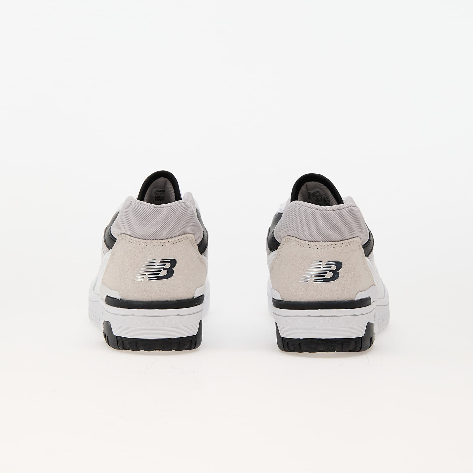 Adidași și pantofi pentru bărbați New Balance 550 White