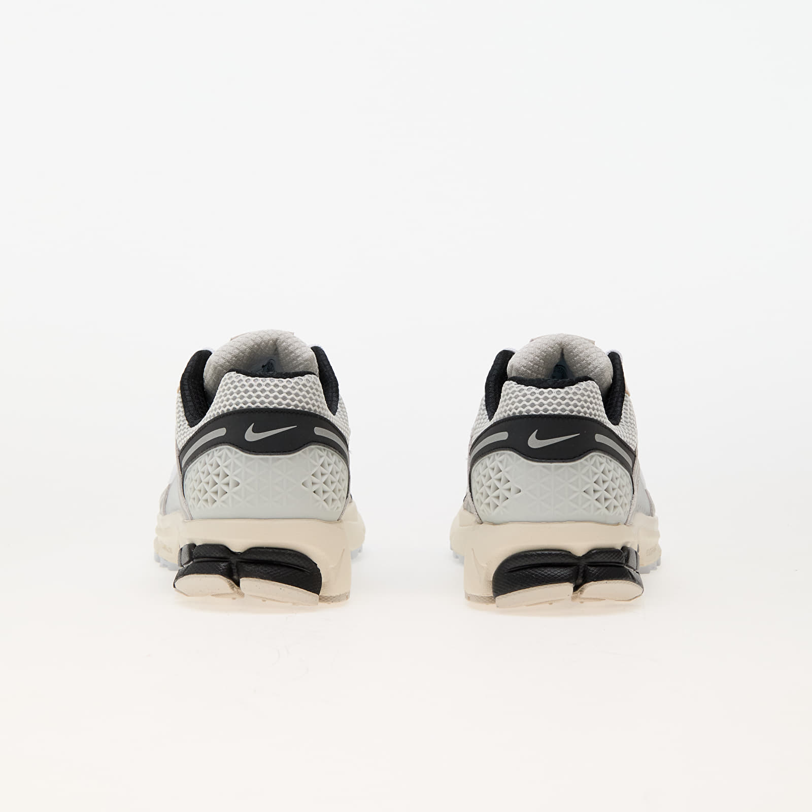 Scarpe uomo Nike Zoom Vomero 5 Premium Pale Ivory/ White-Light Bone
