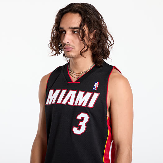 Dwyane wade bulls jersey swingman clearance