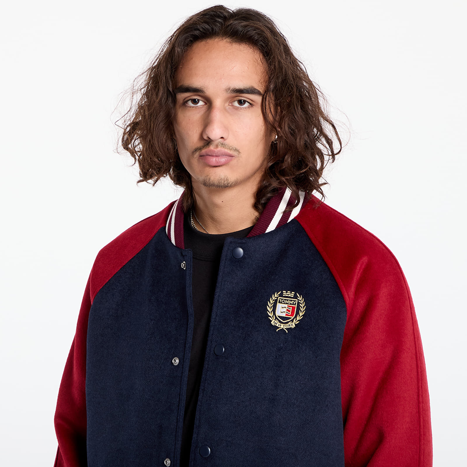 Kurtki bomberki męskie Tommy Jeans Wool Blend Crest Bomber Dark Night Navy/ Regatta Red