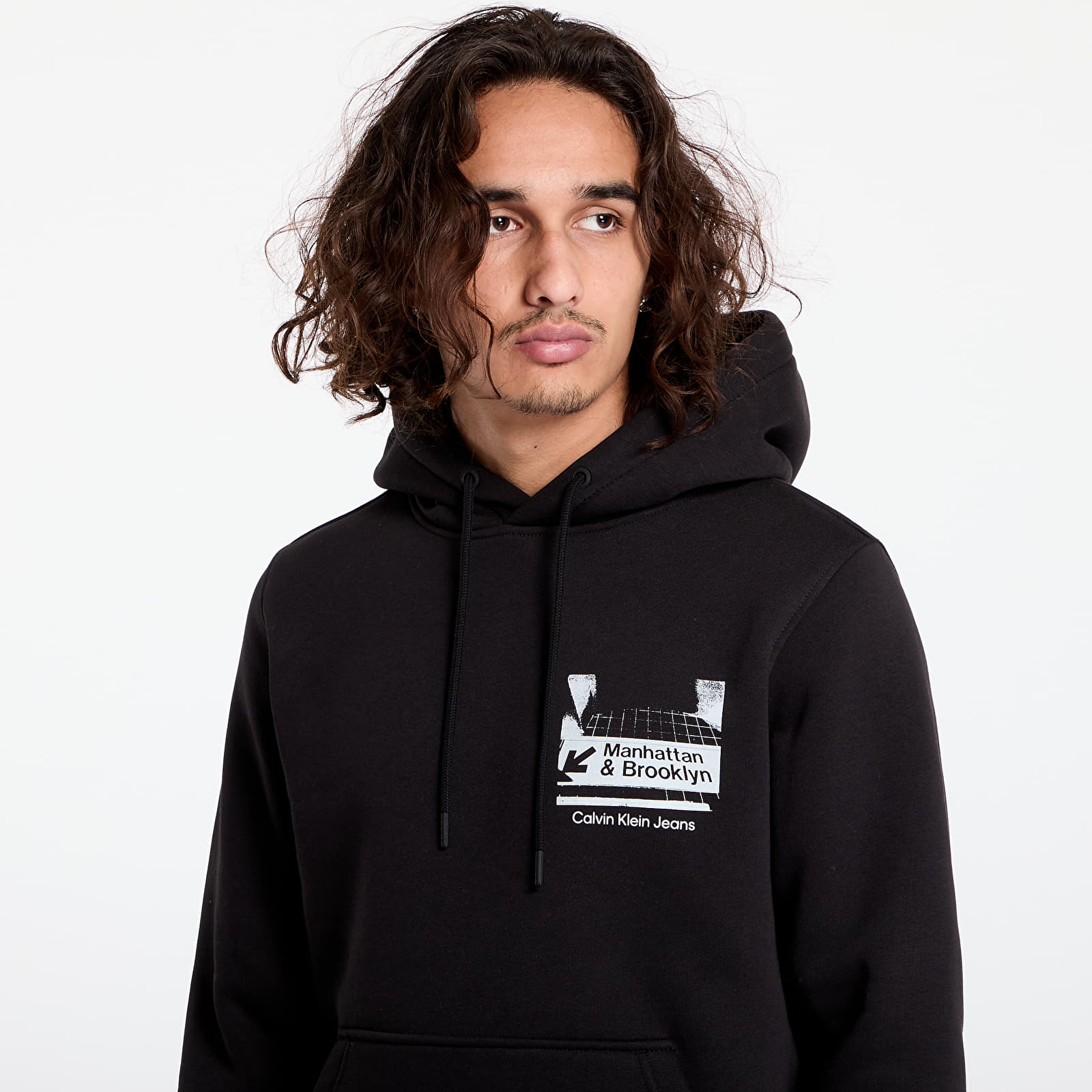 Moške majice Calvin Klein Jeans Subway Sign Hoodie Black