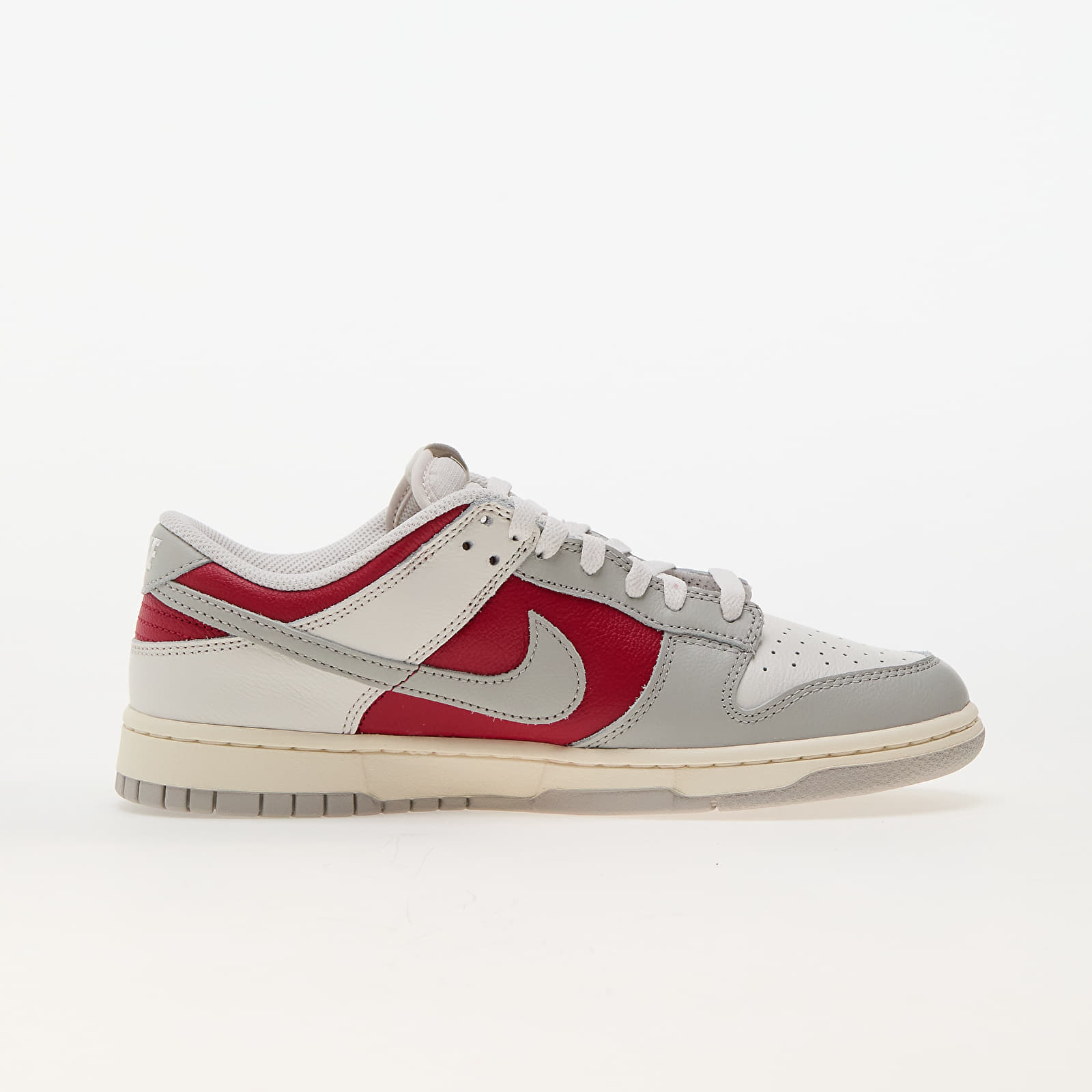 Moške superge in čevlji Nike Dunk Low Retro Phantom/ Lt Iron Ore-Gym Red-Pale Ivory